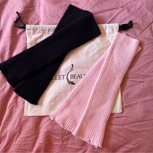 Set of 2 Pairs Ballet Beautiful Legwarmers NWOT, includes bag